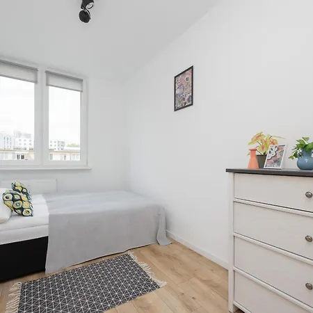 Metro Spot Apartment *