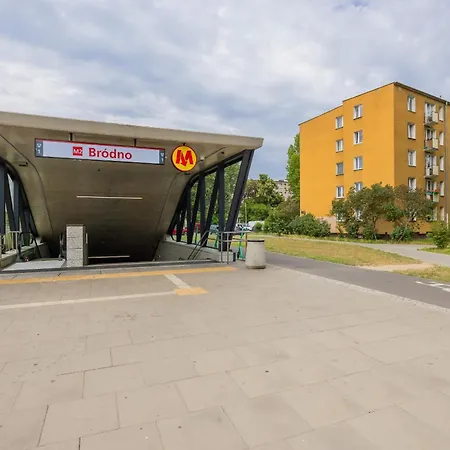 Apartment Metro Spot Warschau
